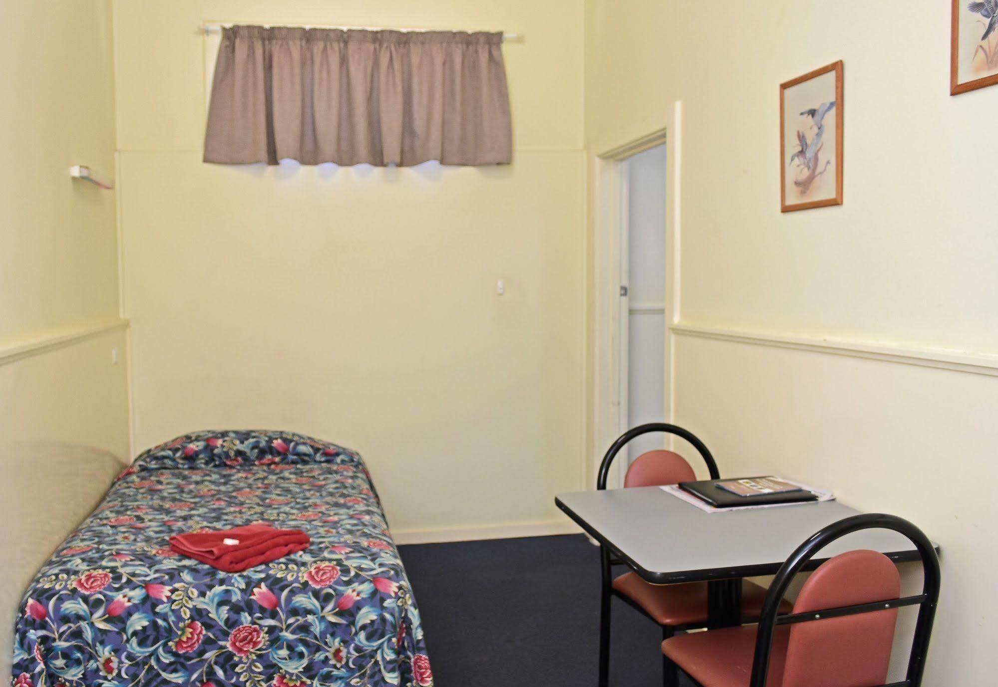 Travelway Motel ポート・ピリー エクステリア 写真